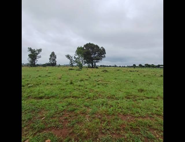 2.10HA VACANT LAND FOR SALE IN SHERMAN PARK